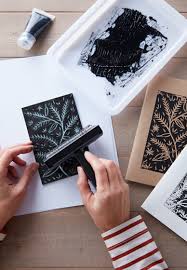 Holiday WORKSHOP  11-1pm A4 Lino Printing